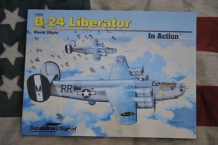 SQS10228  B-24 LIBERATOR